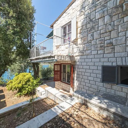 Two Bedroom Holiday home Seget Vranjica
